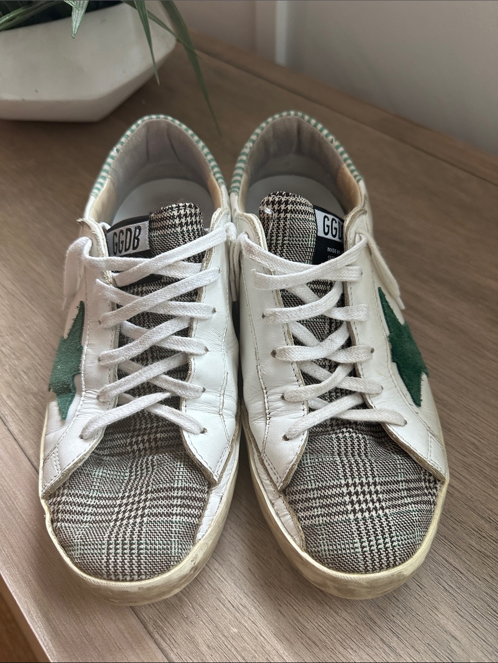 Golden Goose Superstars